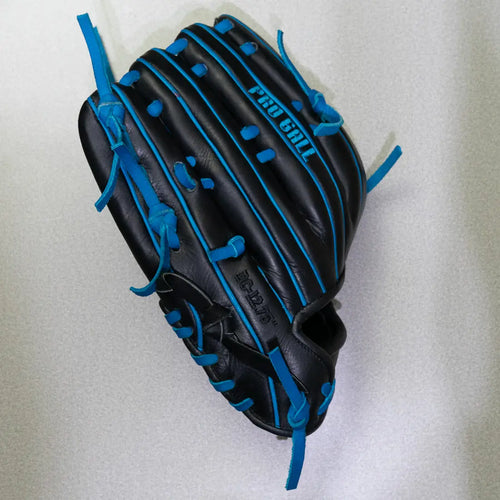 Academy 48 - Outfield Glove